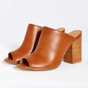 silence + noise | UO cognac peep toe mule